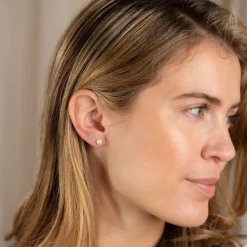 SIMPLE WHITE PEARL GOLDEN STUD EARRING