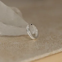 Sølv ear cuff med sten |  Smykker til kvinder Sisi Copenhagen