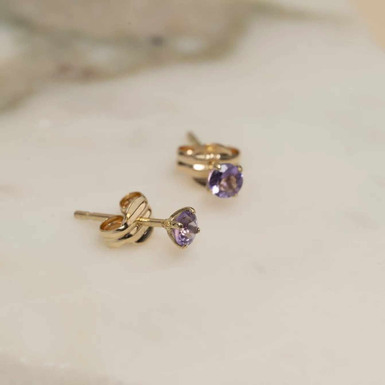 SOLEY PURPLE AMETHYST SOLID GOLD STUD EARRING