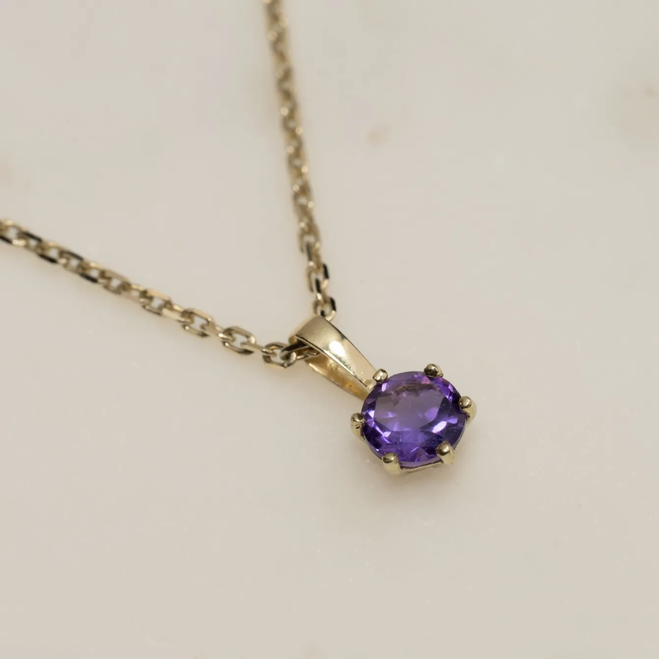 SOLEY PURPLE AMETHYST SOLID GOLD PENDANT