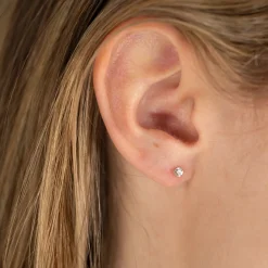 SOLEY WHITE TOPAZ SOLID GOLD STUD EARRING