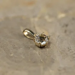 SOLEY WHITE TOPAZ SOLID GOLD PENDANT