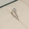 SOLITAIRE BASKET-SET CUSHION DIAMOND RING - 1.0ct - WG