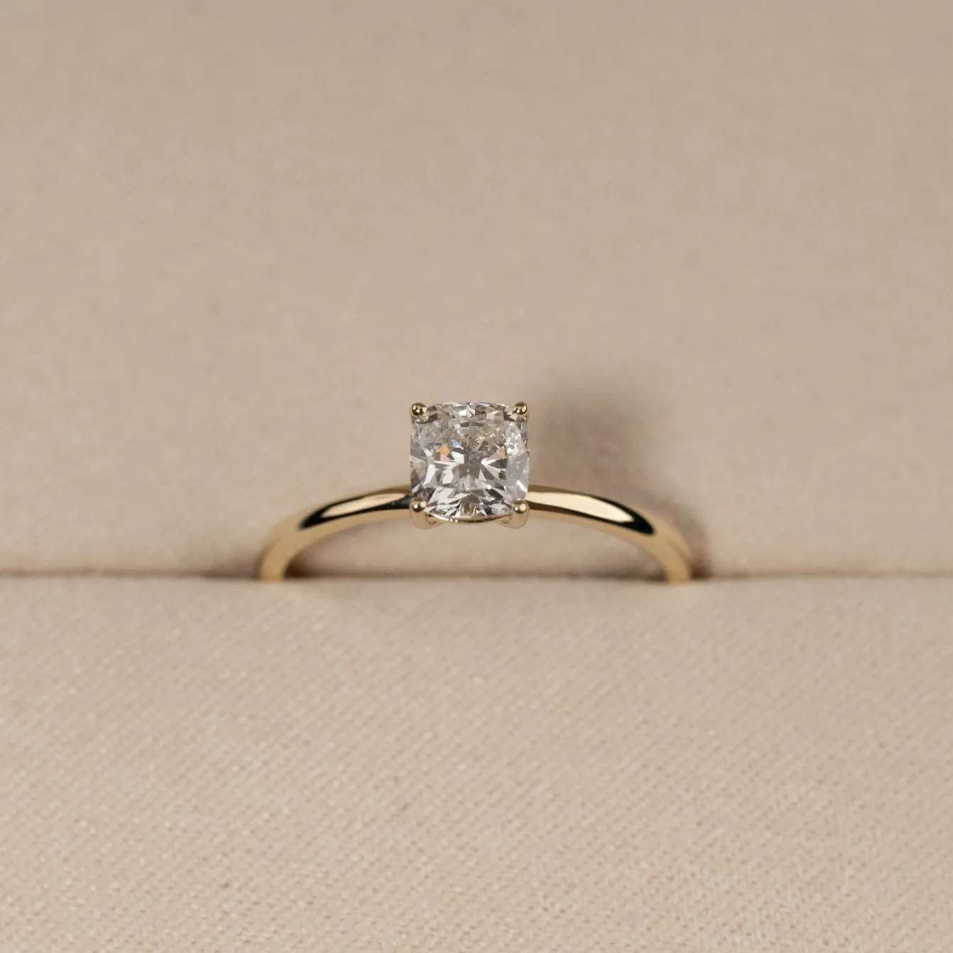 SOLITAIRE BASKET-SET CUSHION DIAMOND RING - 0.75ct - YG