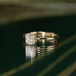 SOLITAIRE BASKET-SET CUSHION DIAMOND RING - 1.0ct - YG