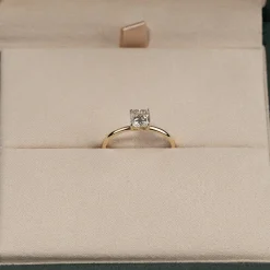 SOLITAIRE BASKET-SET CUSHION DIAMOND RING - 0.75ct - YG