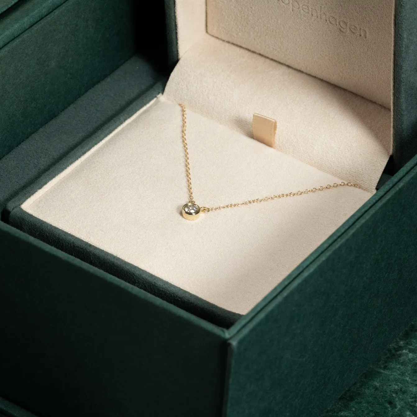 SOLITAIRE BEZEL DIAMOND NECKLACE - 0.25ct - YG