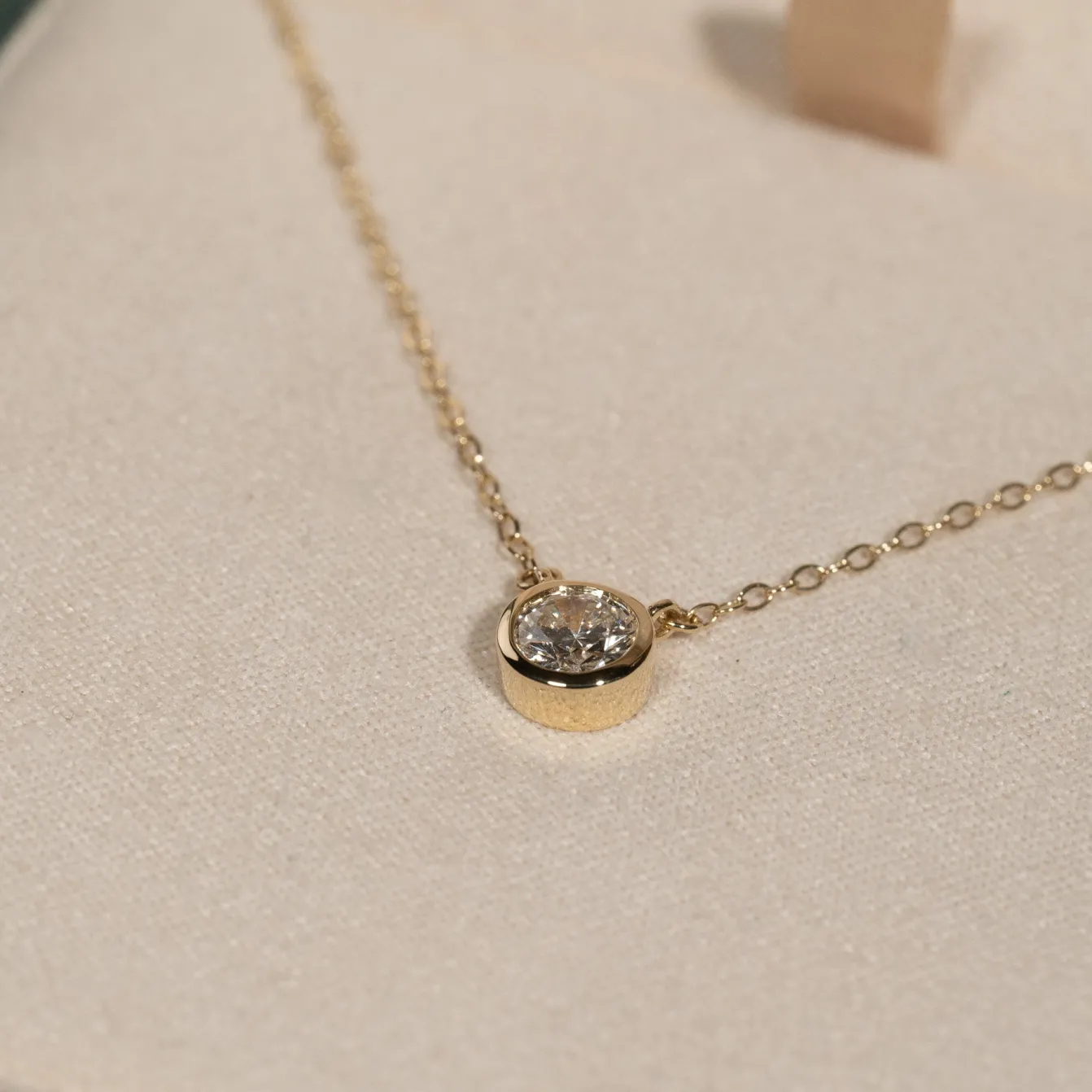 SOLITAIRE BEZEL DIAMOND NECKLACE - 0.5ct - YG