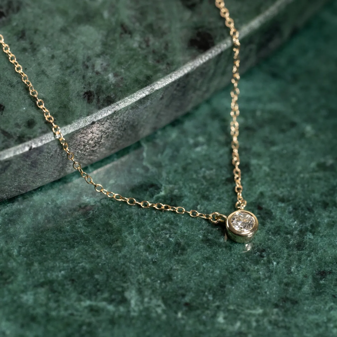 SOLITAIRE BEZEL DIAMOND NECKLACE - 0.25ct - YG