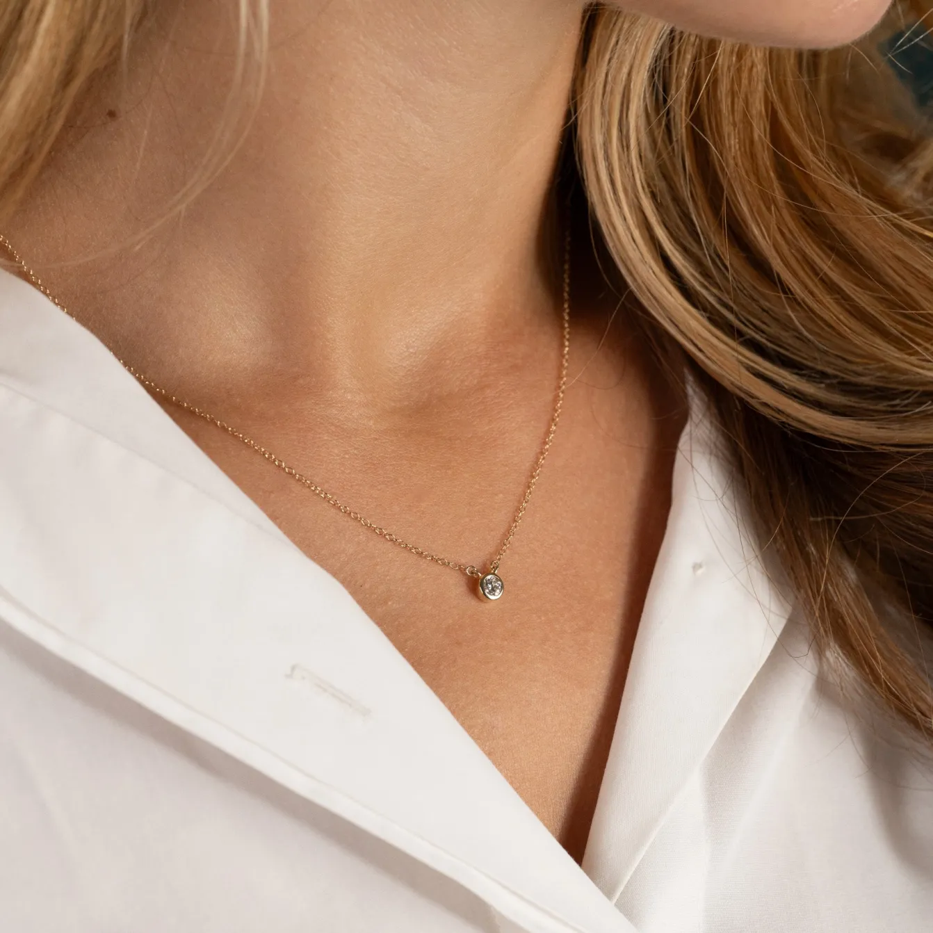 SOLITAIRE BEZEL DIAMOND NECKLACE - 0.25ct - YG
