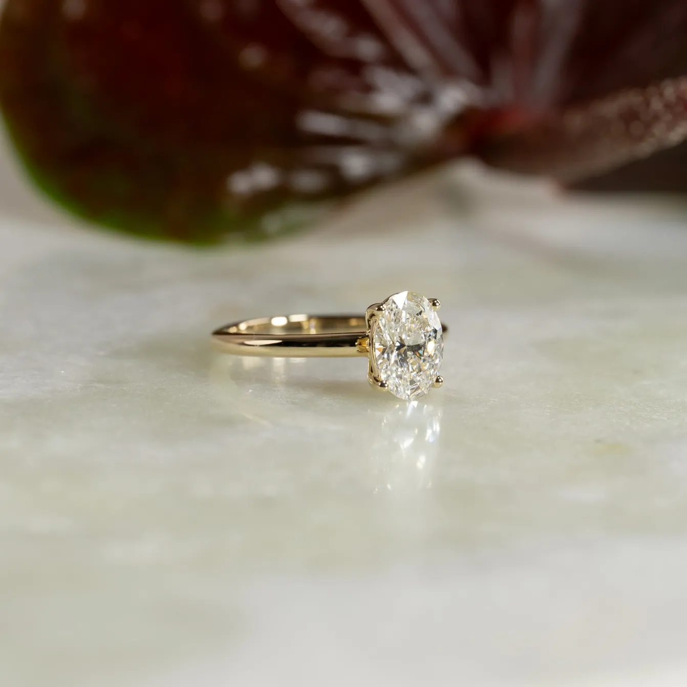 SOLITAIRE OVAL-CUT DIAMOND RING - 1.5ct - YG