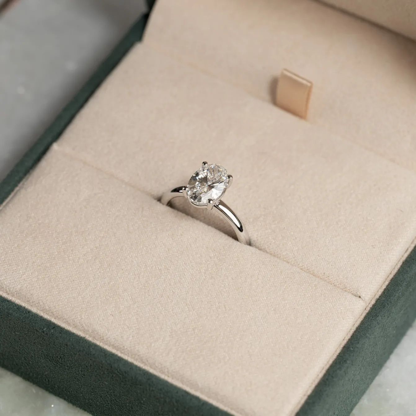 SOLITAIRE OVAL-CUT DIAMOND RING - 2.0ct - WG