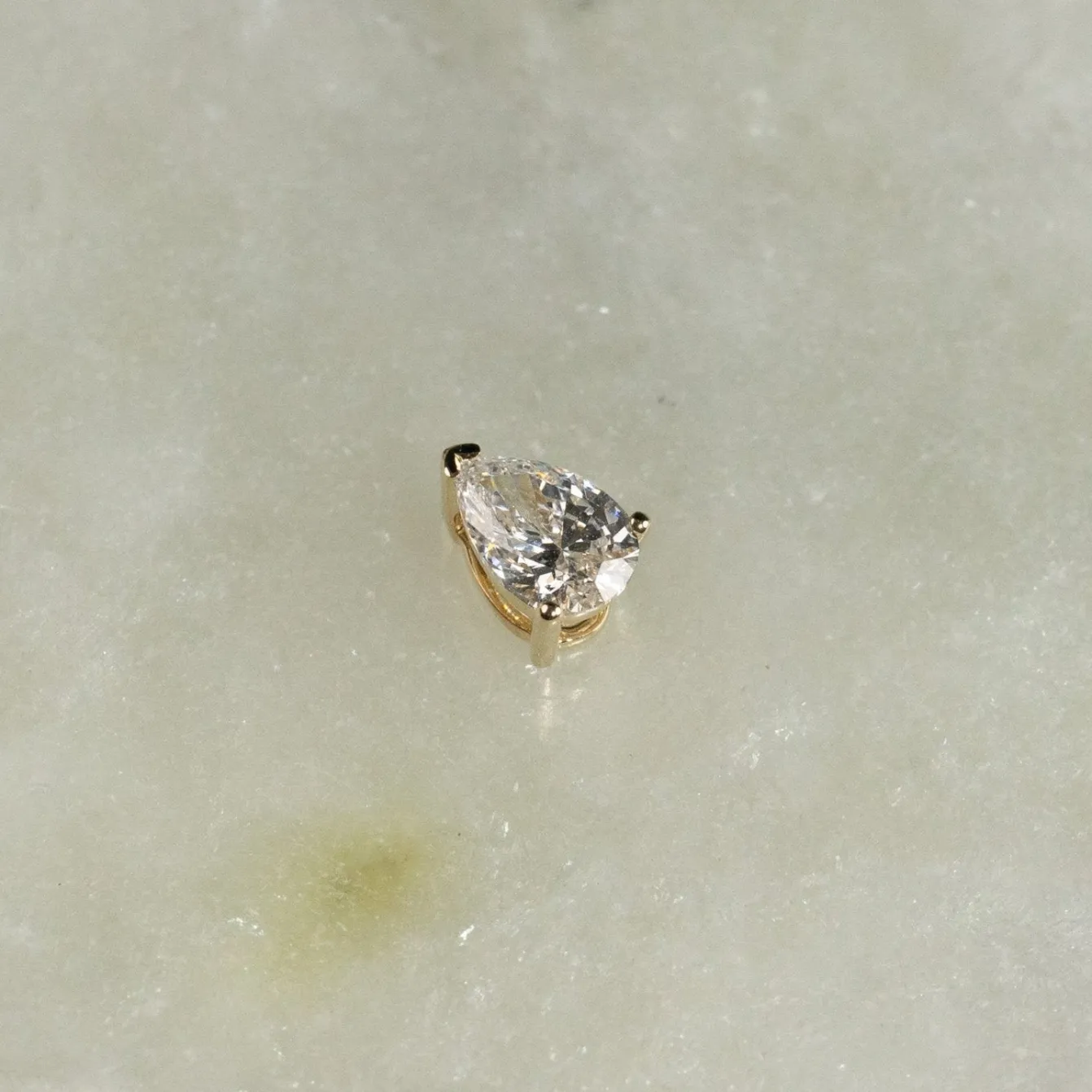 SOLITAIRE PEAR DIAMOND PENDANT - 0.45ct - YG