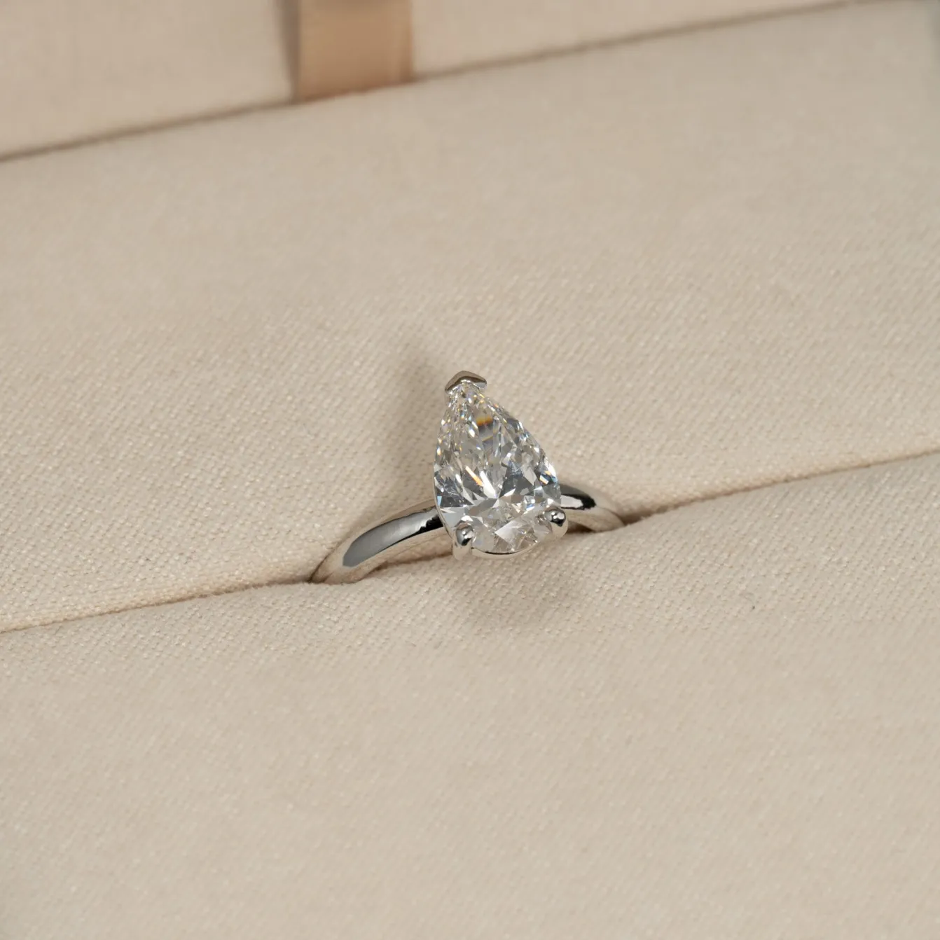 SOLITAIRE PEAR DIAMOND RING - 2.0ct - WG
