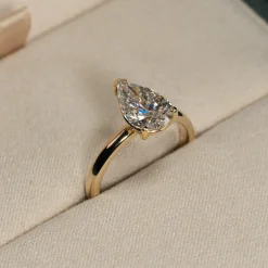 SOLITAIRE PEAR DIAMOND RING - 2.0ct - YG