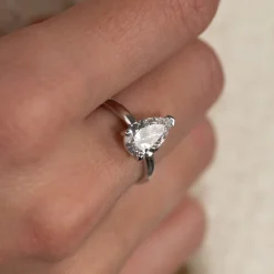 SOLITAIRE PEAR DIAMOND RING - 2.0ct - WG