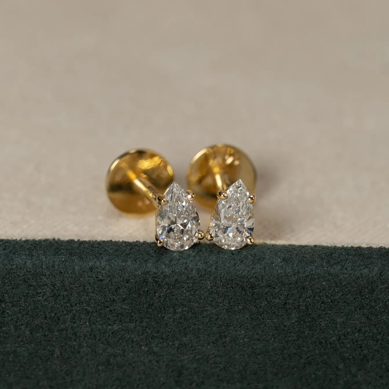 SOLITAIRE PEAR DIAMOND STUD EARRING - 0.5ct - YG