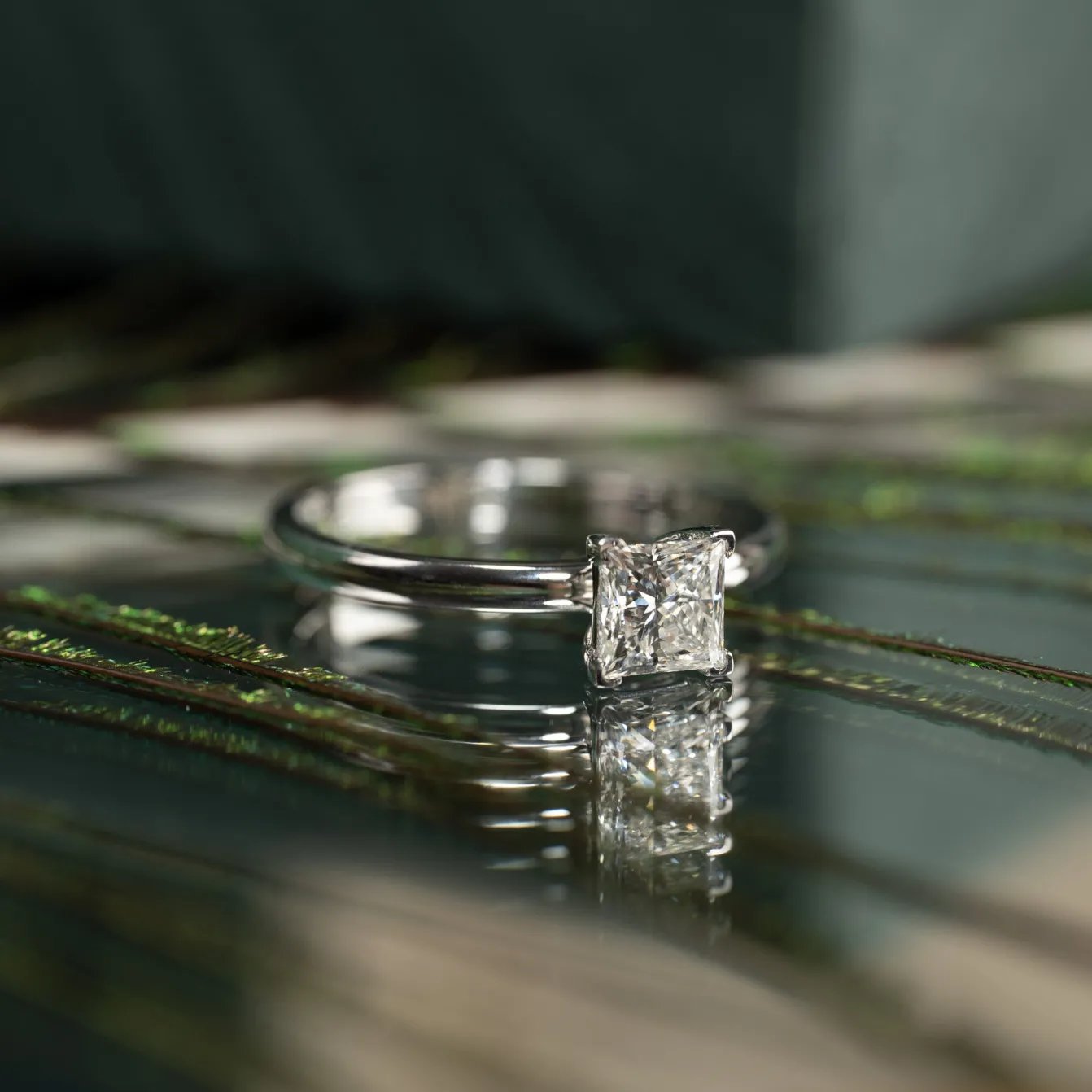 SOLITAIRE PRINCESS-CUT DIAMOND RING - 0.75ct - WG