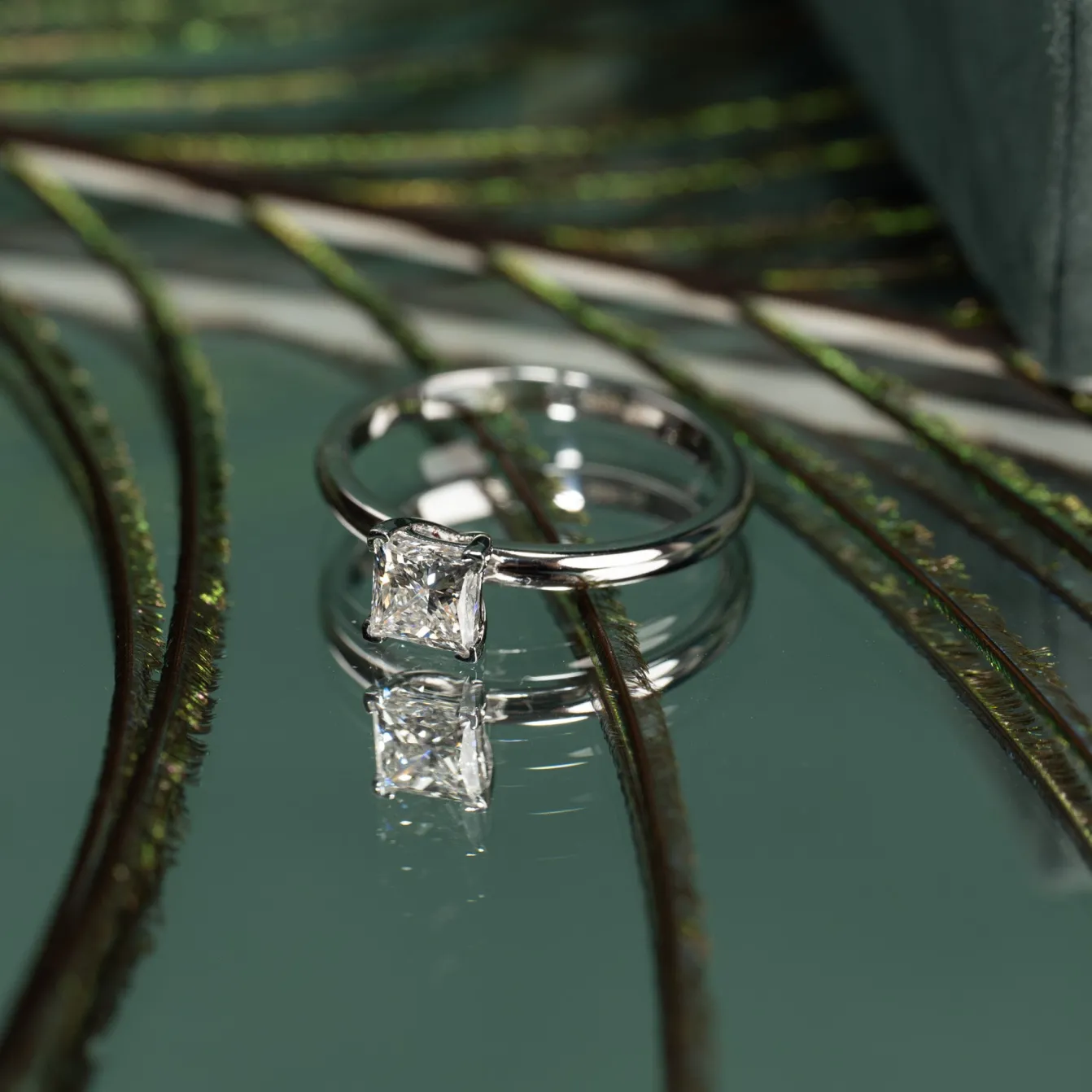 SOLITAIRE PRINCESS-CUT DIAMOND RING - 0.75ct - WG