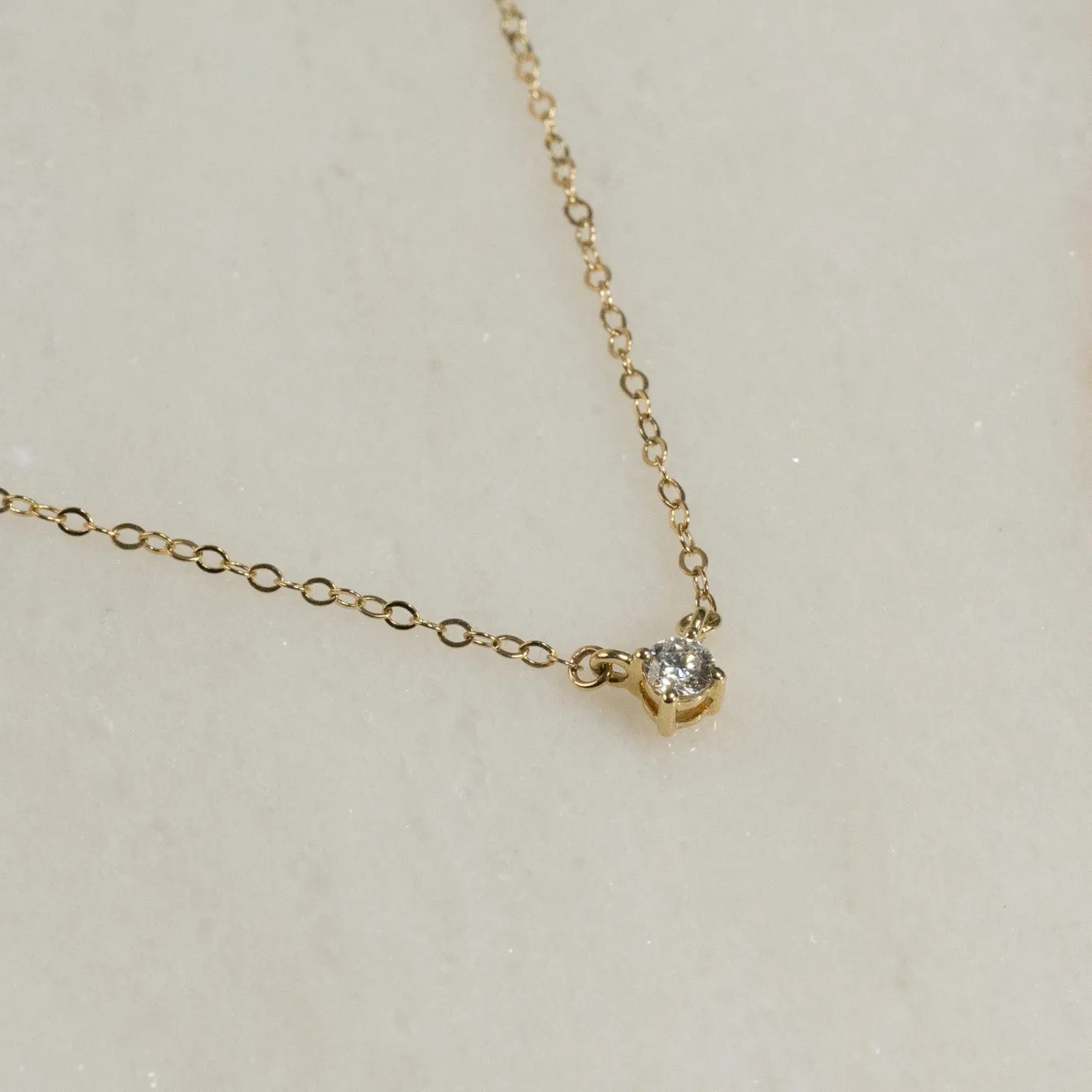 SOLITAIRE PRONG DIAMOND NECKLACE - 0.1ct - YG
