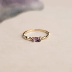 ST7011AM - PURPLE AMETHYST SOLID GOLD RING - Sisi Copenhagen