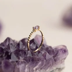 ST7011AM - PURPLE AMETHYST SOLID GOLD RING - Sisi Copenhagen