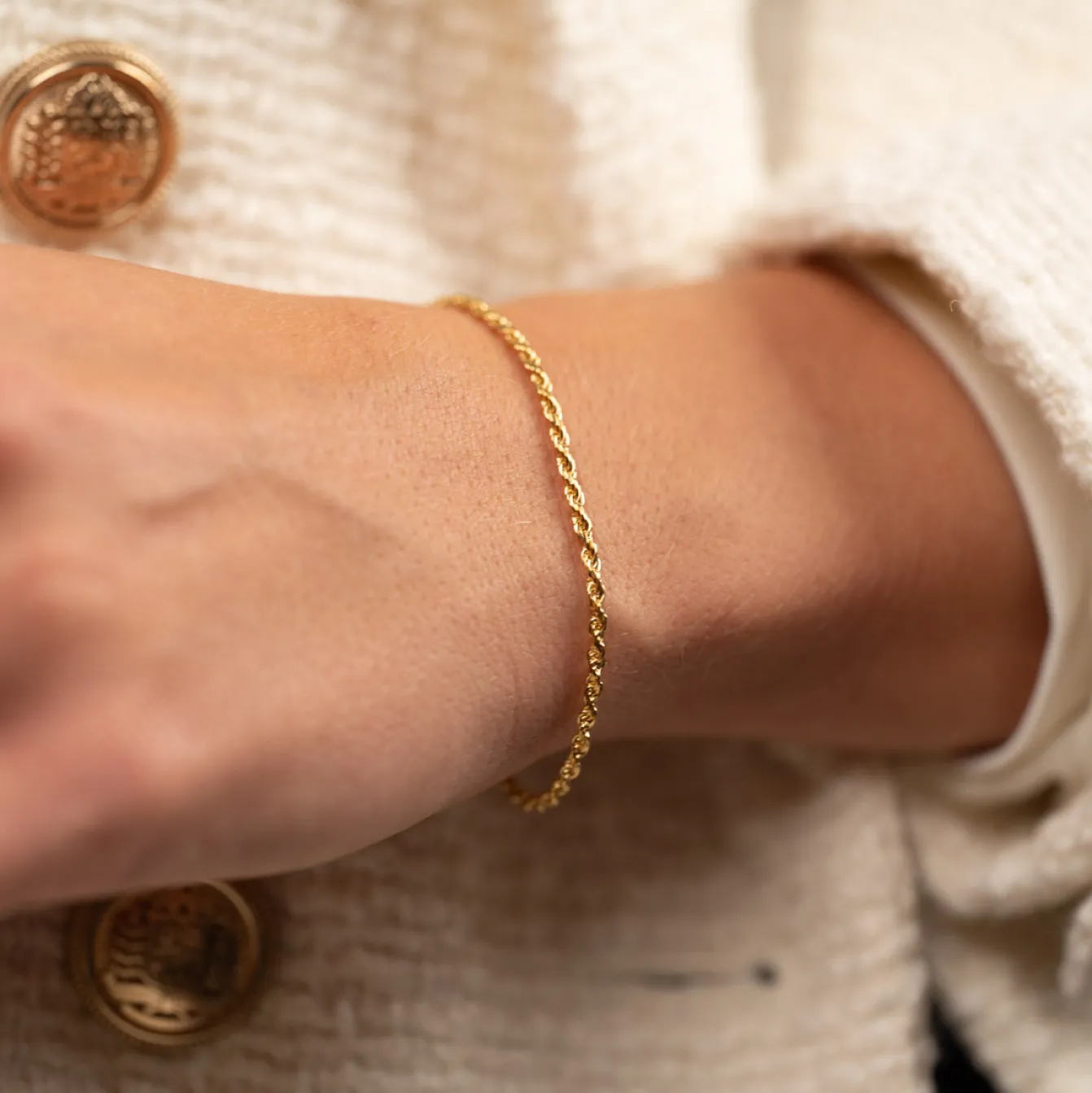 SVEA SMALL GOLDEN BRACELET
