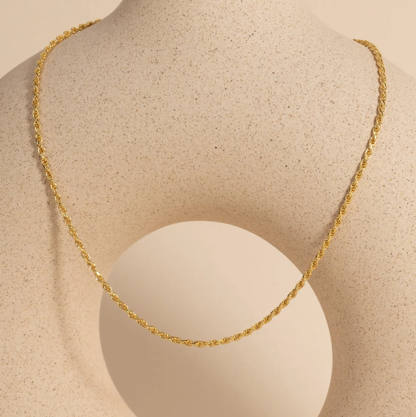 SVEA SMALL GOLDEN CHAIN