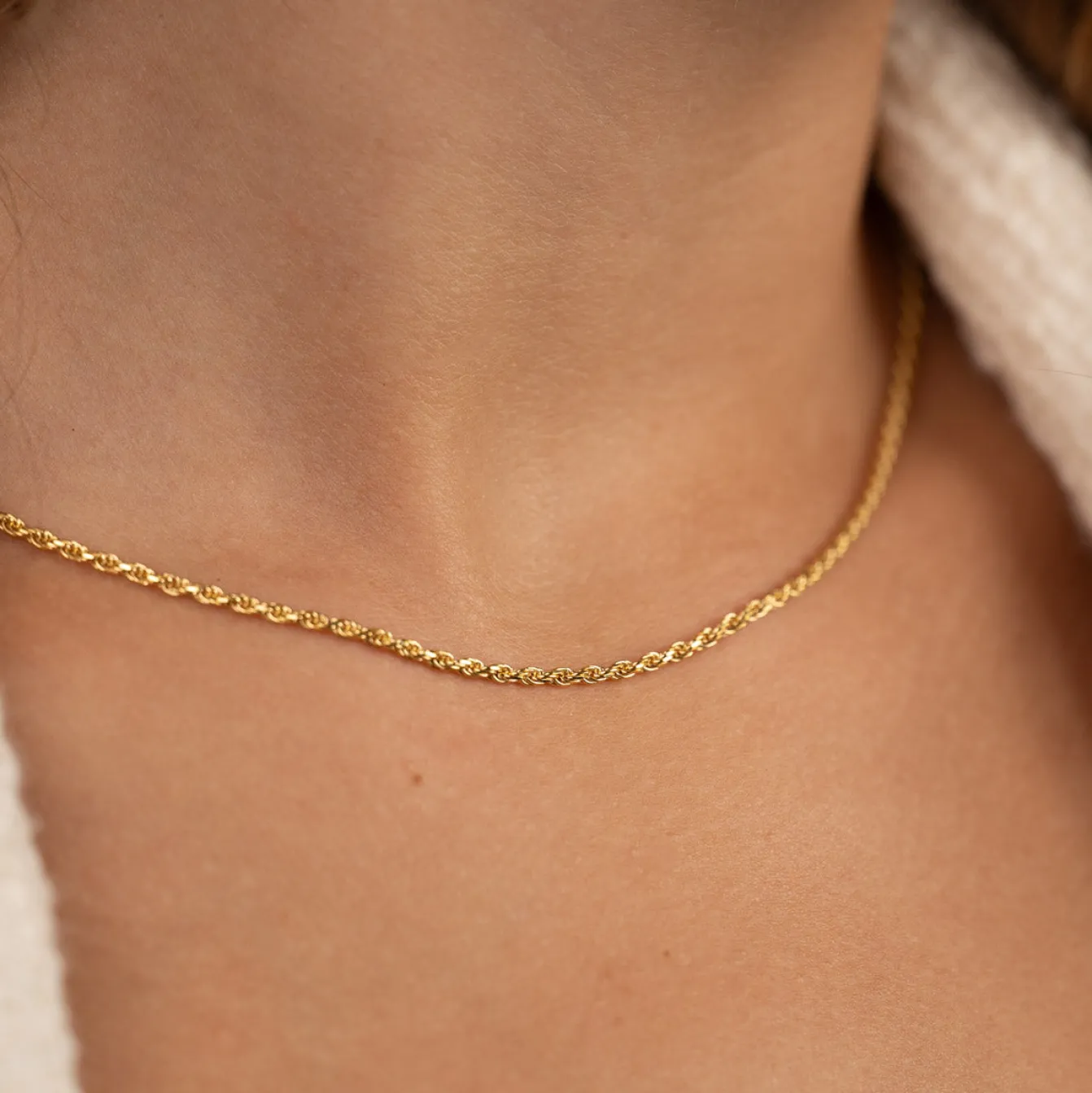 SVEA SMALL GOLDEN CHAIN
