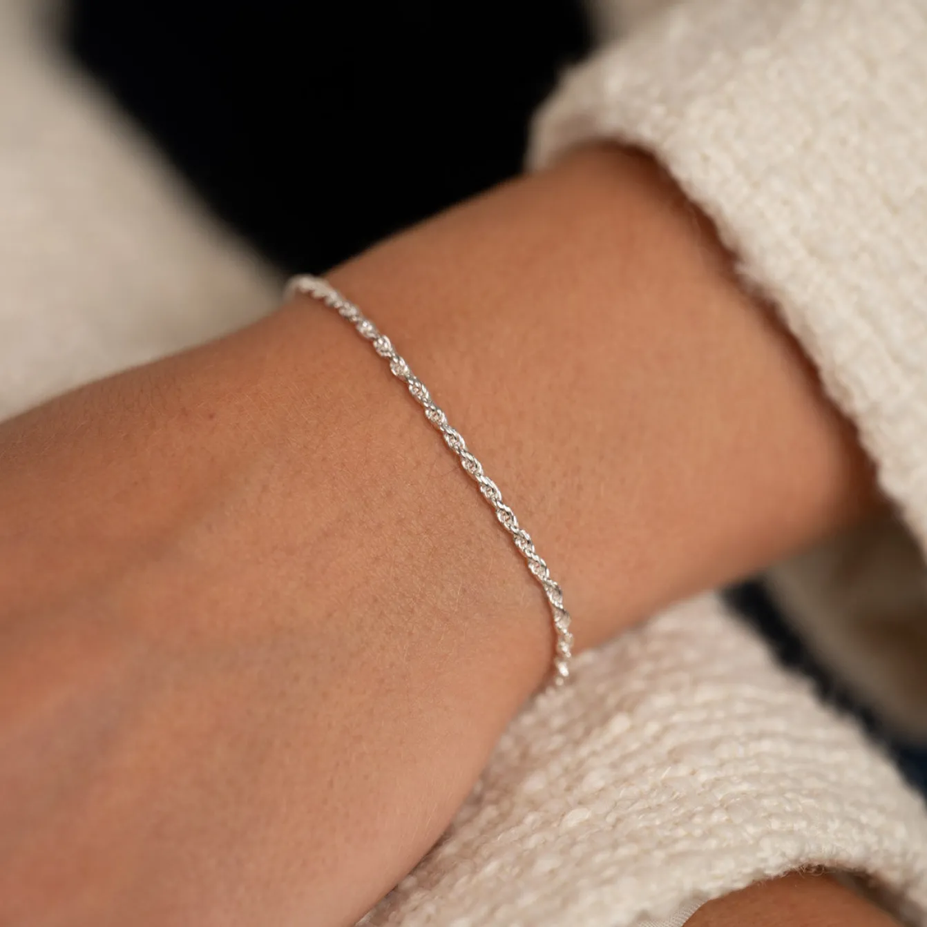 SVEA SMALL SILVER BRACELET
