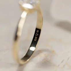 TETRA CRYSTAL SOLID GOLD RING