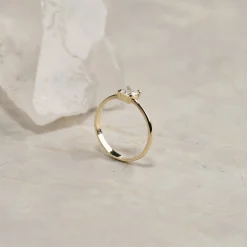 TETRA CRYSTAL SOLID GOLD RING