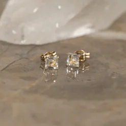 TETRA WHITE TOPAZ SOLID GOLD STUD EARRING