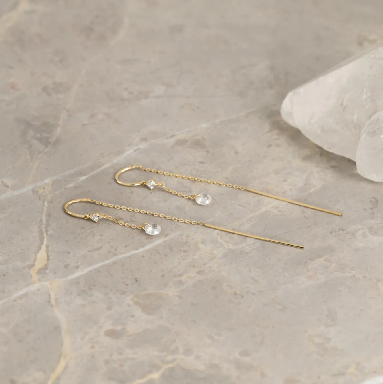 THEODORA CRYSTAL SOLID GOLD EARRING