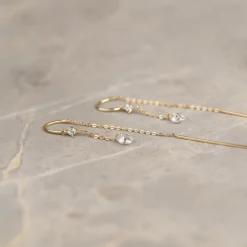THEODORA CRYSTAL SOLID GOLD EARRING