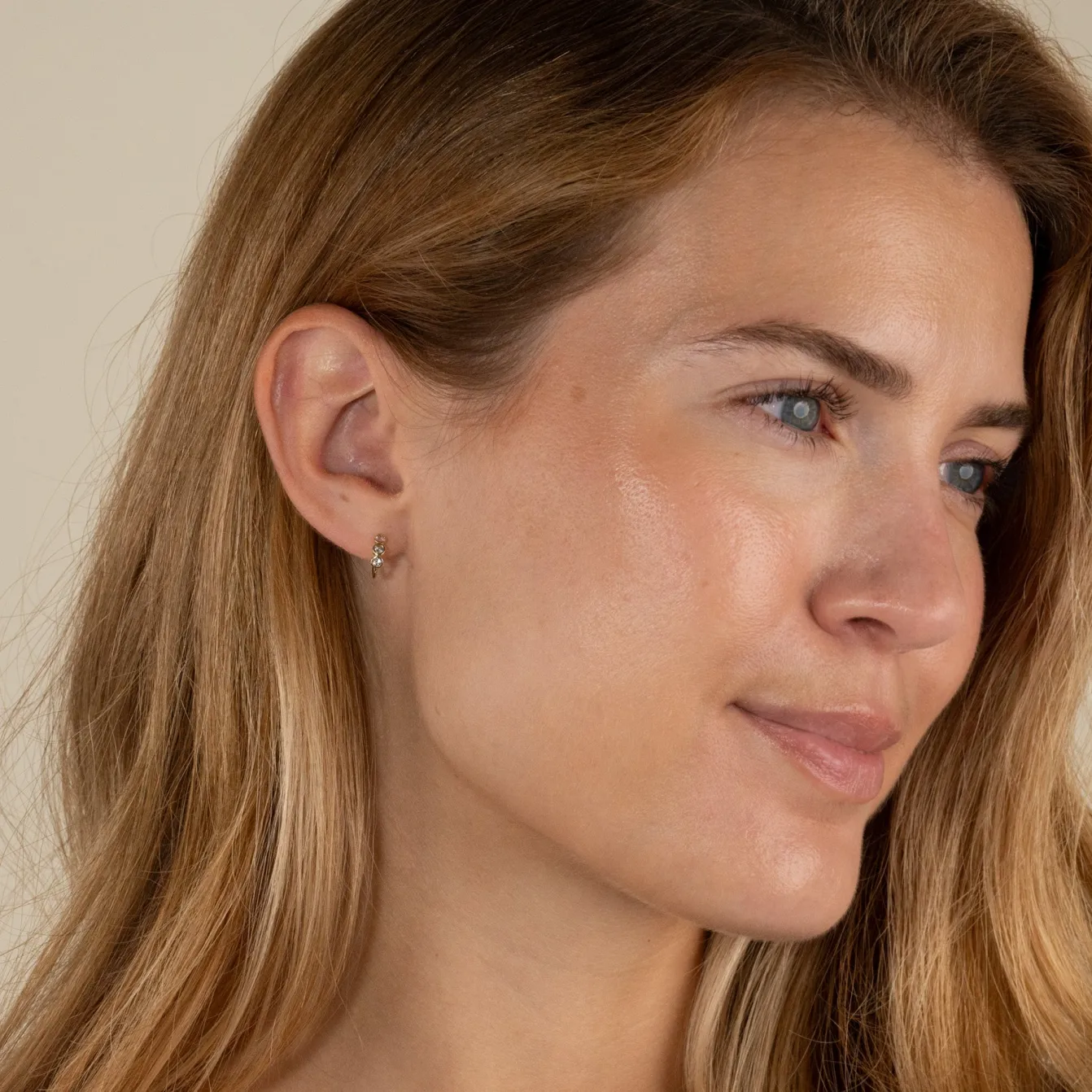 TRINITY WHITE TOPAZ SOLID GOLD EARRING