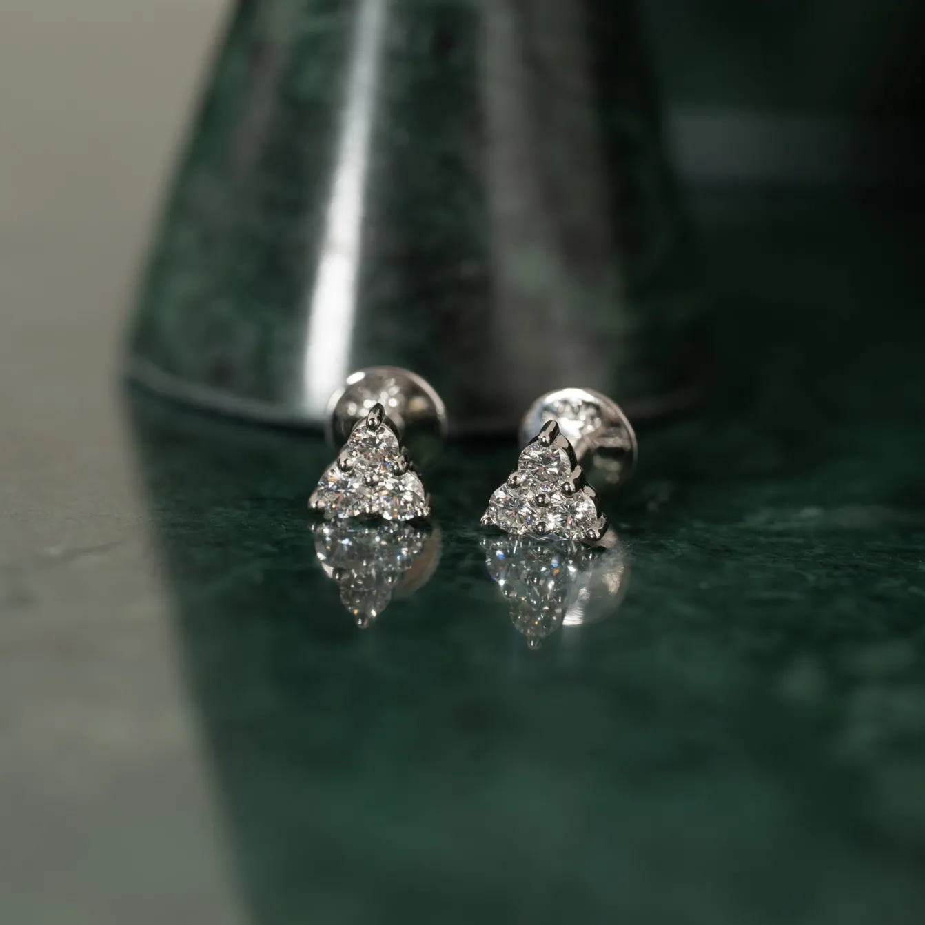 TRIO DIAMOND STUD EARRING - 0.43ct - WG