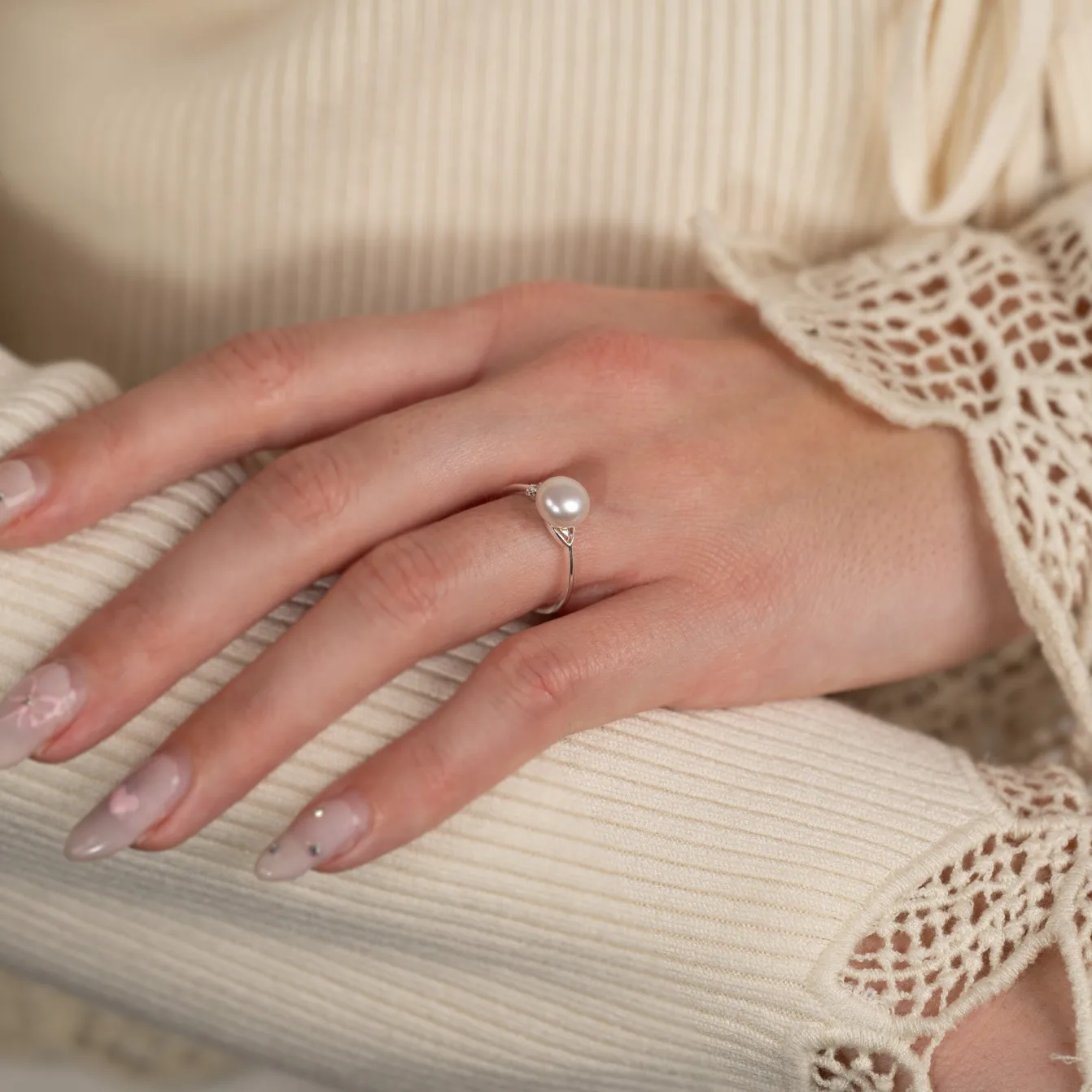ULA PEARL SILVER RING