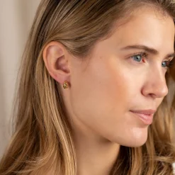 ULRIKKA GOLDEN HUGGIE EARRING