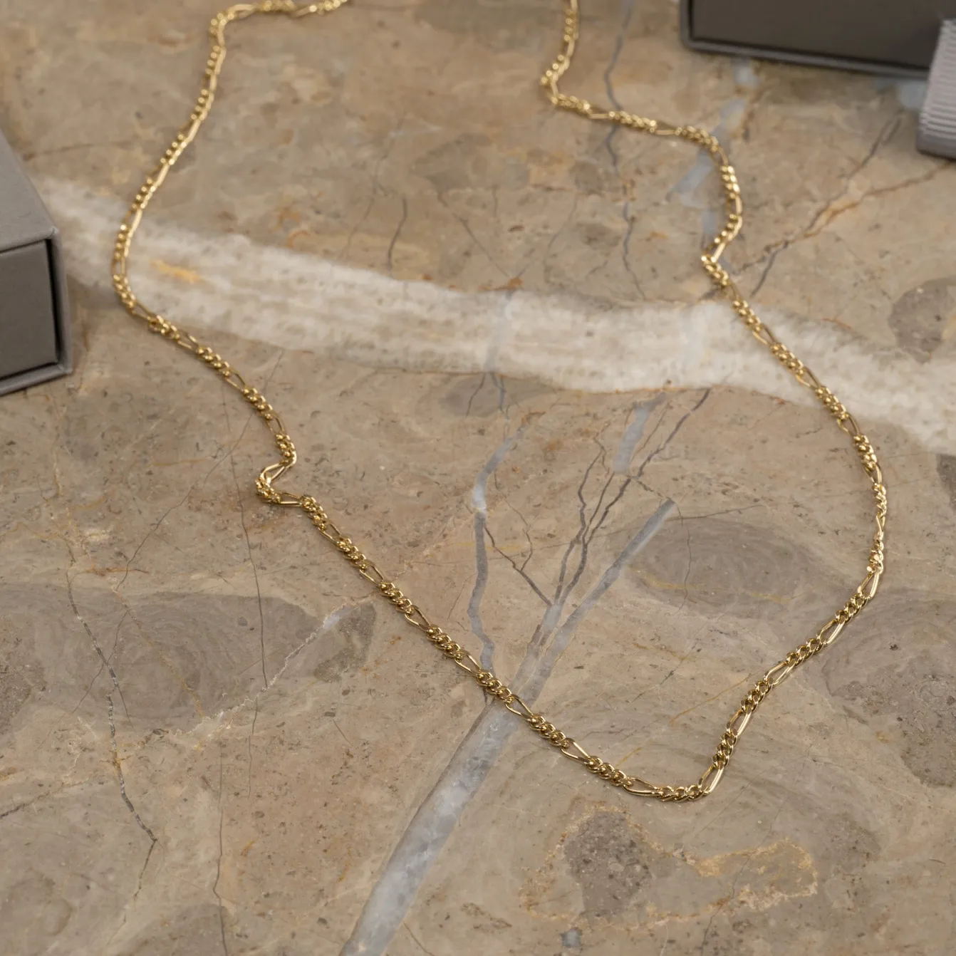 UMA FIGARO SOLID GOLD CHAIN