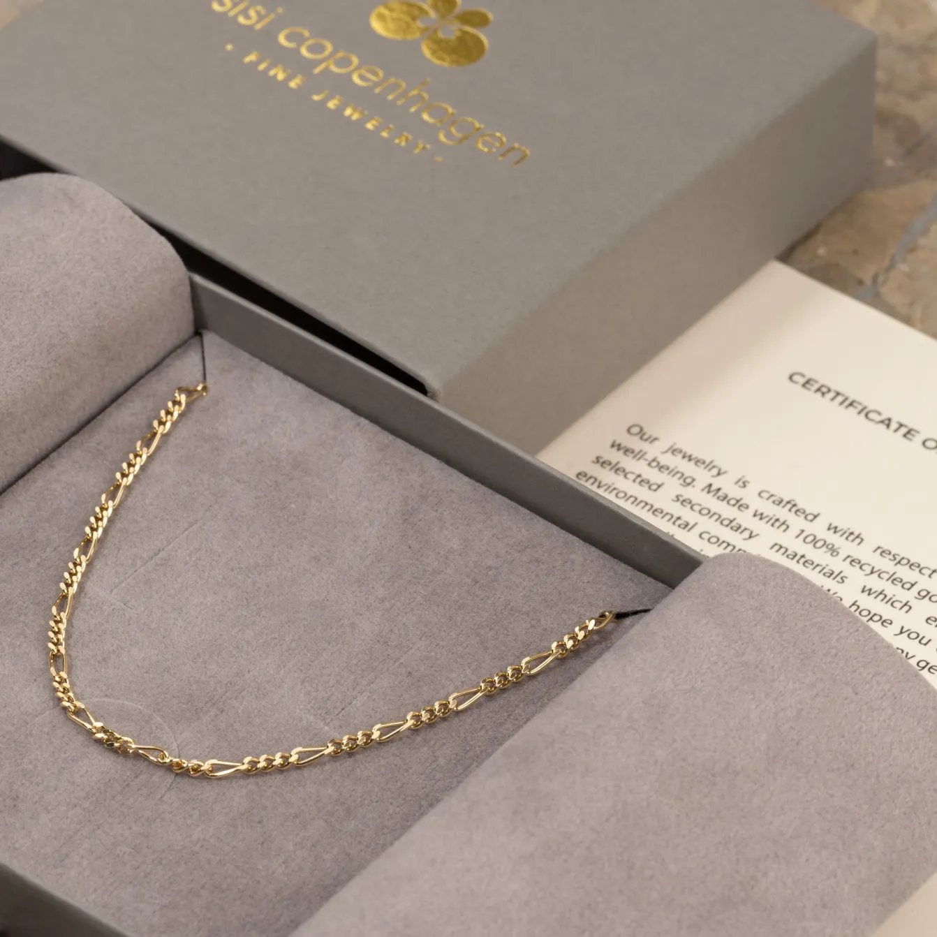 UMA FIGARO SOLID GOLD CHAIN