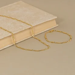 UMA MEDIUM FIGARO GOLDEN BRACELET - Sisi Copenhagen