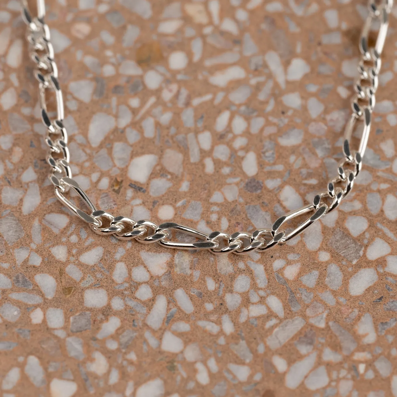 UMA MEDIUM FIGARO SILVER BRACELET - Sisi Copenhagen