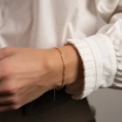 UMA SMALL FIGARO GOLDEN BRACELET - Sisi Copenhagen