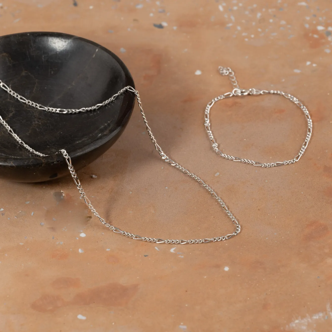 UMA SMALL FIGARO SILVER BRACELET