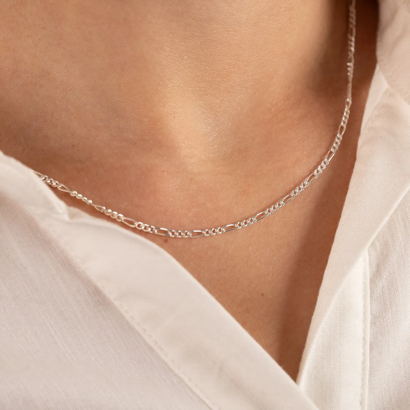 UMA SMALL FIGARO SILVER CHAIN