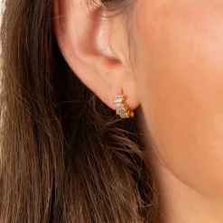 VANESSA CRYSTAL GOLDEN CREOL EARRING - Sisi Copenhagen