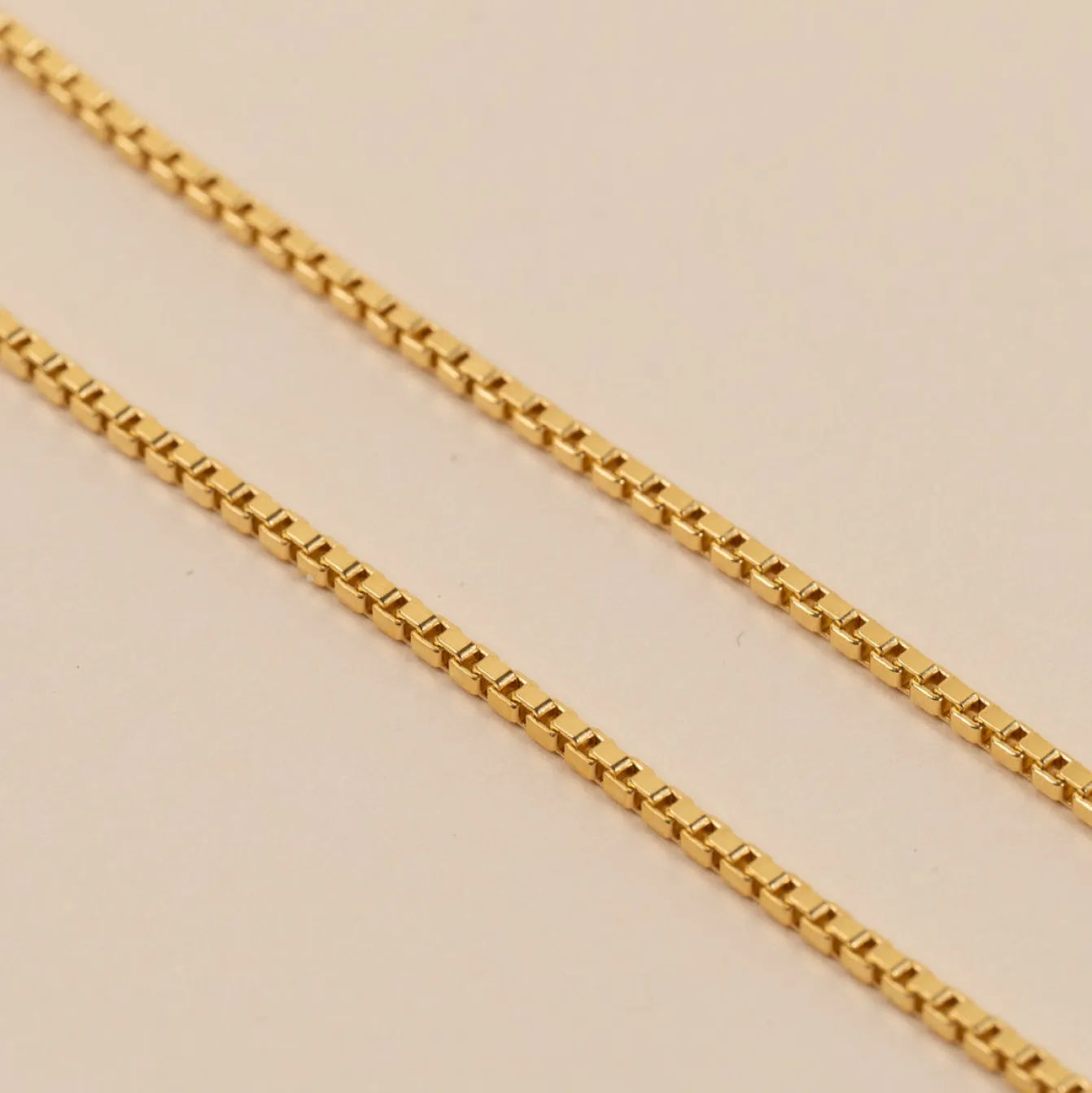 VENEZIA LARGE GOLDEN CHAIN