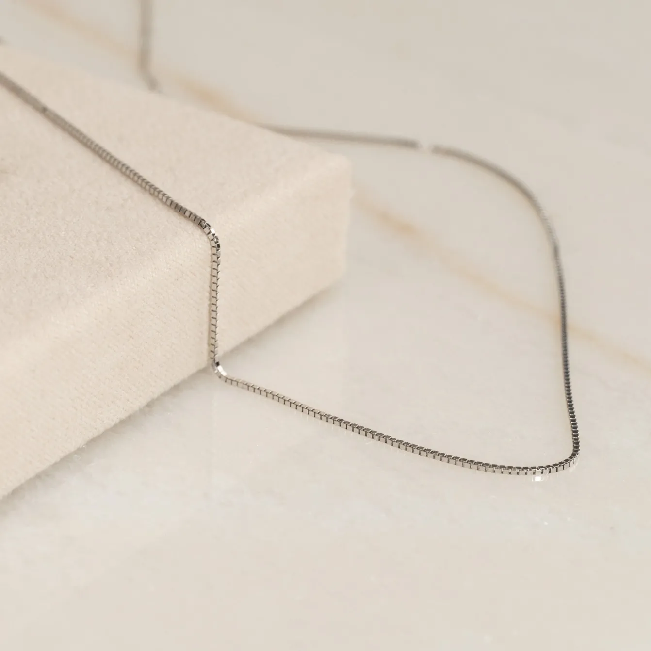 VENEZIA SOLID GOLD CHAIN - 14KT/WG - 0.8mm