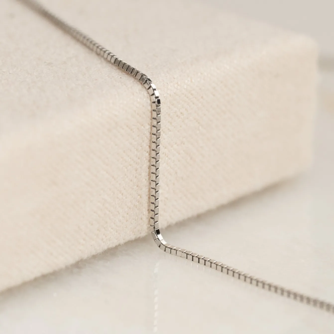 VENEZIA SOLID GOLD CHAIN - 14KT/WG - 0.8mm